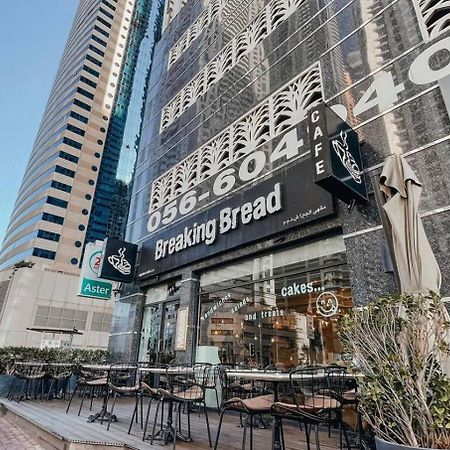 Feel Like Home Away From Home On 34Th Floor ドバイ エクステリア 写真