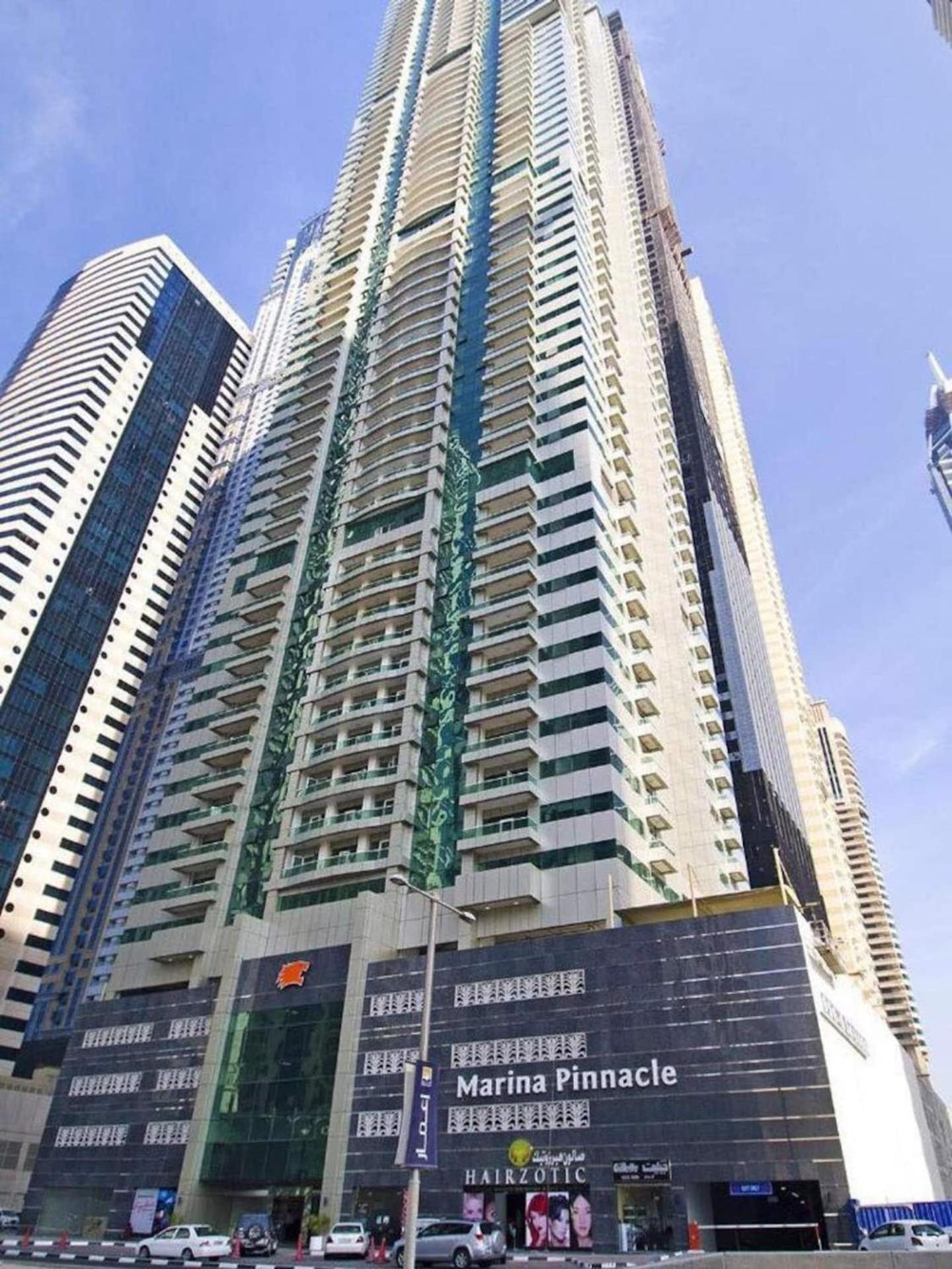 Feel Like Home Away From Home On 34Th Floor ドバイ エクステリア 写真