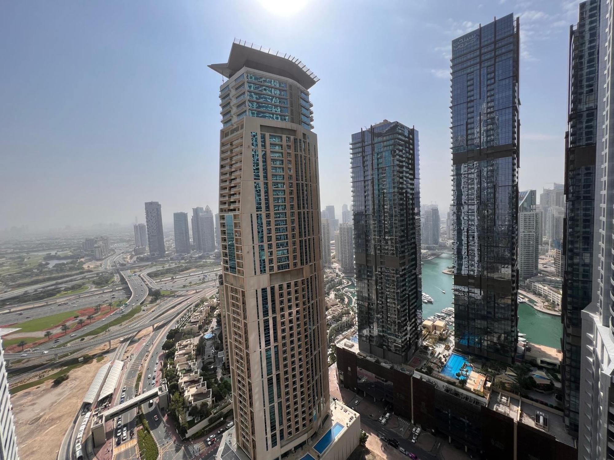 Feel Like Home Away From Home On 34Th Floor ドバイ エクステリア 写真